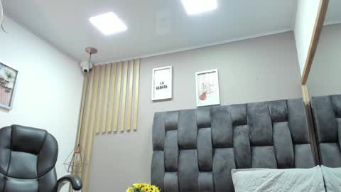 Camila online show from 21, 12, 2024