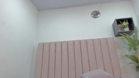 Camila online show from 14, 2, 2025