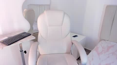 Cami online show from 1, 2, 2025