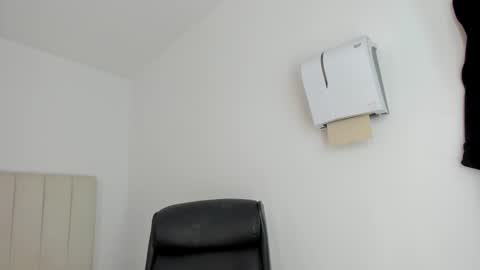 Cami online show from 17, 2, 2025