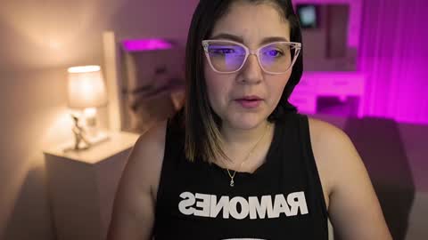 Snapshot of camila_buitrago chatting on 14, 12, 2024 Camila buitrago online show from 14, 12, 2024