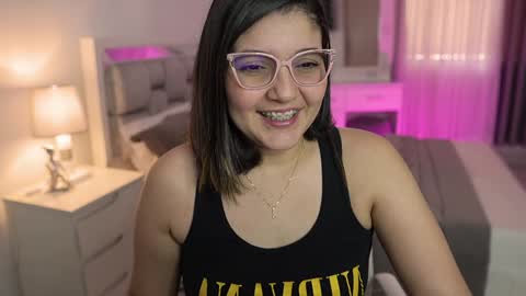 Snapshot of camila_buitrago chatting on 1, 1, 2025 Camila buitrago online show from 1, 1, 2025