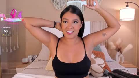 camila_bustamante_ online show from 7, 4, 2026