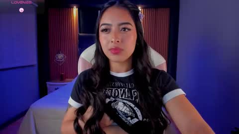 Camila online show from 13, 10, 2025