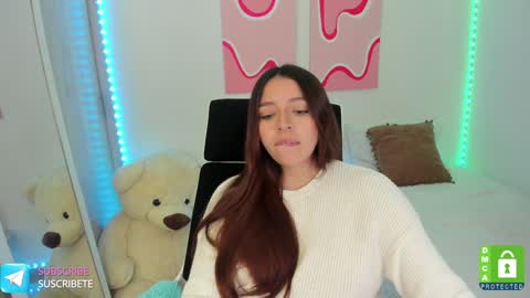 Snapshot of camila_ec2 chatting on 30, 1, 2025 C A M I online show from 30, 1, 2025