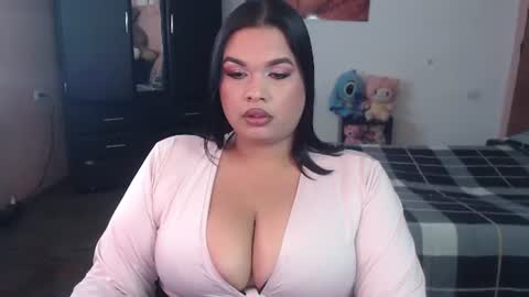 Snapshot of camila_fuenmayor chatting on 18, 6, 2026 online show from 18, 6, 2026