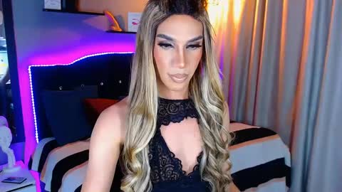 Camila online show from 27, 12, 2024