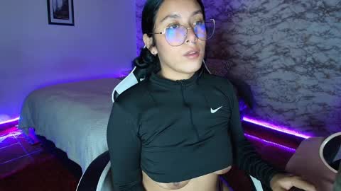 Snapshot of camila_iroose chatting on 24, 3, 2026 Camila Roose online show from 24, 3, 2026