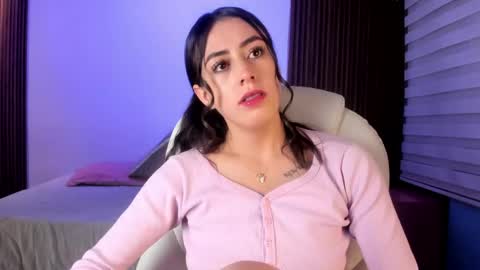 Snapshot of camila_martinez9 chatting on 23, 4, 2026 camila_martinez9 online show from 23, 4, 2026