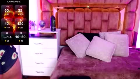 Camila Mishima online show from 13, 11, 2025