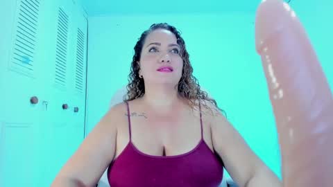 Snapshot of camilaa_foxxx chatting on 3, 2, 2025 camilaa foxxx online show from 3, 2, 2025