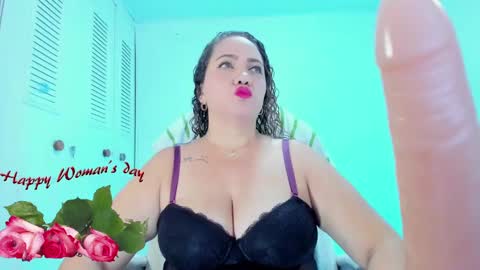 Snapshot of camilaa_foxxx chatting on 8, 3, 2025 camilaa foxxx online show from 8, 3, 2025
