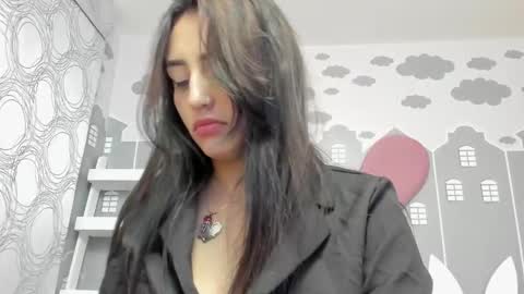 Camila  online show from 15, 1, 2025