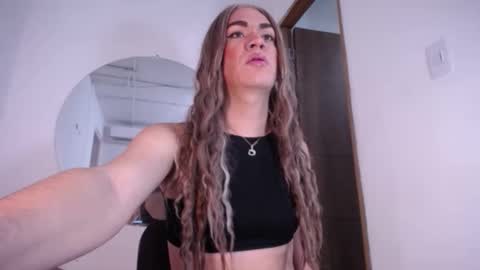 camilaparrisx online show from 28, 12, 2024