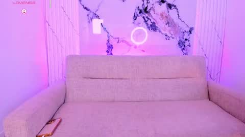 Snapshot of camilapreston_ chatting on 9, 10, 2025 camila preston online show from 9, 10, 2025
