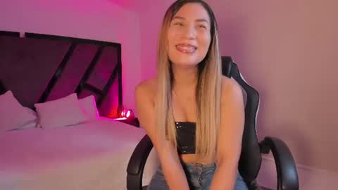 Snapshot of camilapreston_ chatting on 5, 7, 2026 camila preston online show from 5, 7, 2026