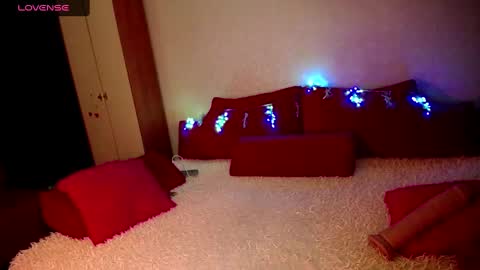 Snapshot of camilashine chatting on 13, 2, 2025 camilashine online show from 13, 2, 2025