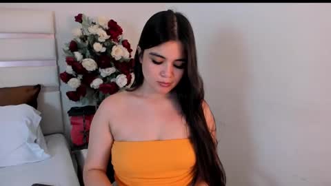 Camila online show from 25, 2, 2025