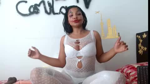 Camila online show from 15, 10, 2025