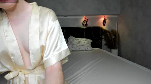 Camilla online show from 14, 12, 2025