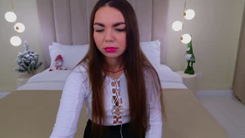 Camilla online show from 30, 12, 2024