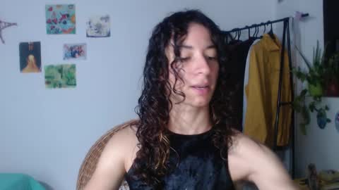 Snapshot of camille_delrey chatting on 3, 2, 2025 Camille online show from 3, 2, 2025