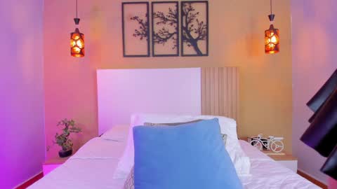 Camille Lynn online show from 29, 12, 2024