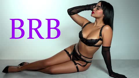 Camille Lynn online show from 3, 2, 2025