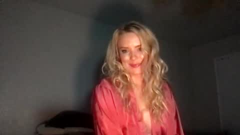 Snapshot of camilleclairexo chatting on 13, 4, 2026 camilleclairexo online show from 13, 4, 2026