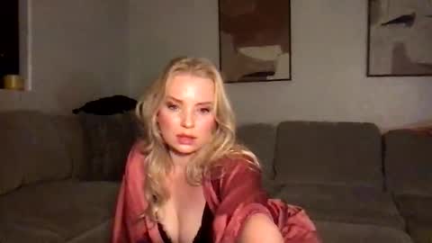 Snapshot of camilleclairexo chatting on 6, 5, 2026 camilleclairexo online show from 6, 5, 2026