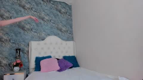 Snapshot of camillen_pettid chatting on 31, 1, 2025 C A M I L L E N Help me get to the top online show from 31, 1, 2025