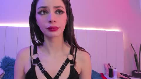 Snapshot of camillen_pettid chatting on 5, 10, 2025 C A M I L L E N Help me get to the top online show from 5, 10, 2025