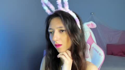 Snapshot of camillewhite chatting on 24, 3, 2026 camillewhite online show from 24, 3, 2026