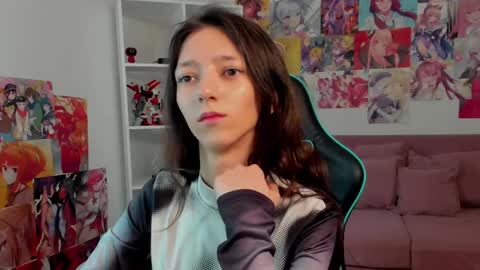 Snapshot of camillewhite chatting on 2, 4, 2026 camillewhite online show from 2, 4, 2026