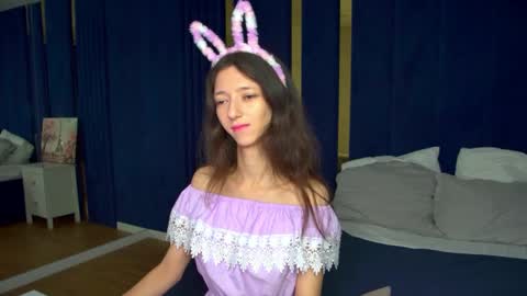 Snapshot of camillewhite chatting on 10, 4, 2026 camillewhite online show from 10, 4, 2026