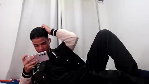 Snapshot of camillo_beischel_ chatting on 5, 11, 2025 camillo_beischel_ online show from 5, 11, 2025