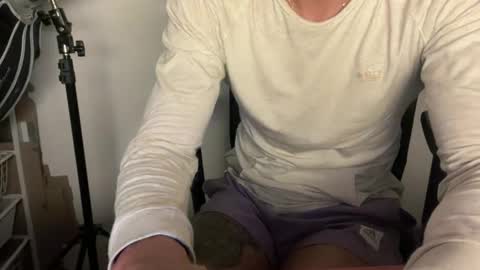 Snapshot of camilo__ chatting on 7, 11, 2025 camilo online show from 7, 11, 2025