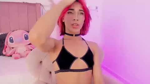 Snapshot of camilodoumit chatting on 8, 9, 2025 CamiloDoumit online show from 8, 9, 2025