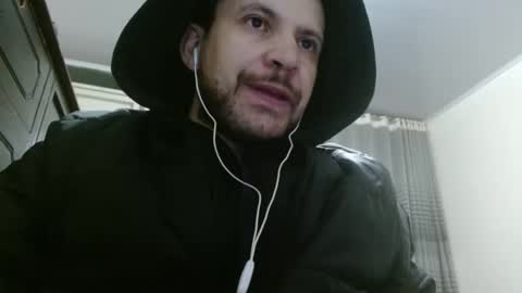 Snapshot of camiloking17 chatting on 31, 1, 2025 camilo online show from 31, 1, 2025