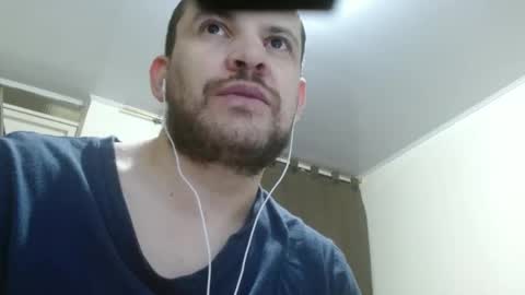 Snapshot of camiloking17 chatting on 3, 2, 2025 camilo online show from 3, 2, 2025