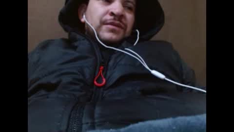Snapshot of camiloking17 chatting on 5, 2, 2025 camilo online show from 5, 2, 2025