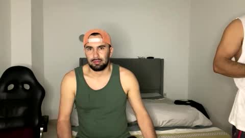 camilor_30 online show from 9, 4, 2026