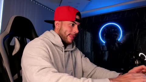 Camilo Watson online show from 4, 3, 2025