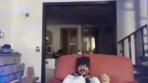 Snapshot of camomilla72 chatting on 22, 9, 2025 Cristian online show from 22, 9, 2025