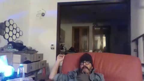 Snapshot of camomilla72 chatting on 13, 10, 2025 Cristian online show from 13, 10, 2025