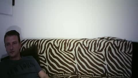 Snapshot of camx0000 chatting on 17, 12, 2025 Mark online show from 17, 12, 2025