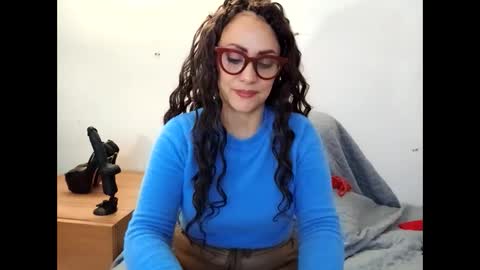 Snapshot of candela_brown chatting on 11, 1, 2025 candela online show from 11, 1, 2025