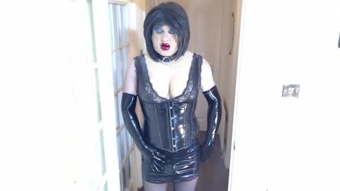Snapshot of candi_smokes chatting on 18, 3, 2026 candi smokes online show from 18, 3, 2026