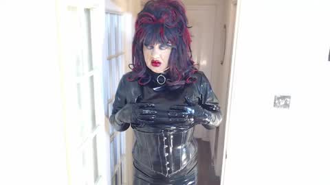 Snapshot of candi_smokes chatting on 7, 4, 2026 candi smokes online show from 7, 4, 2026