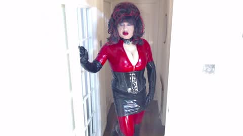 Snapshot of candi_smokes chatting on 28, 4, 2026 candi smokes online show from 28, 4, 2026